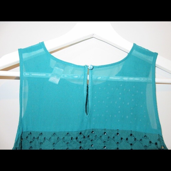 Loft Green Tank Top Jade Eyelet Lace Sleeveless Mesh Keyhole Womens XS - Picture 5 of 6